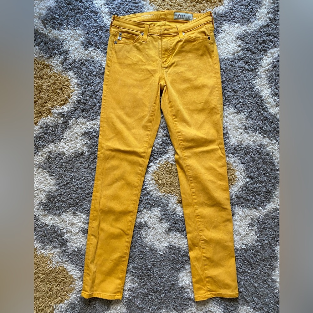 AG yellow cigarette ankle pant. Size 24R